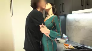 Honey Haze's passionate kitchen encounter with a Russian hunk